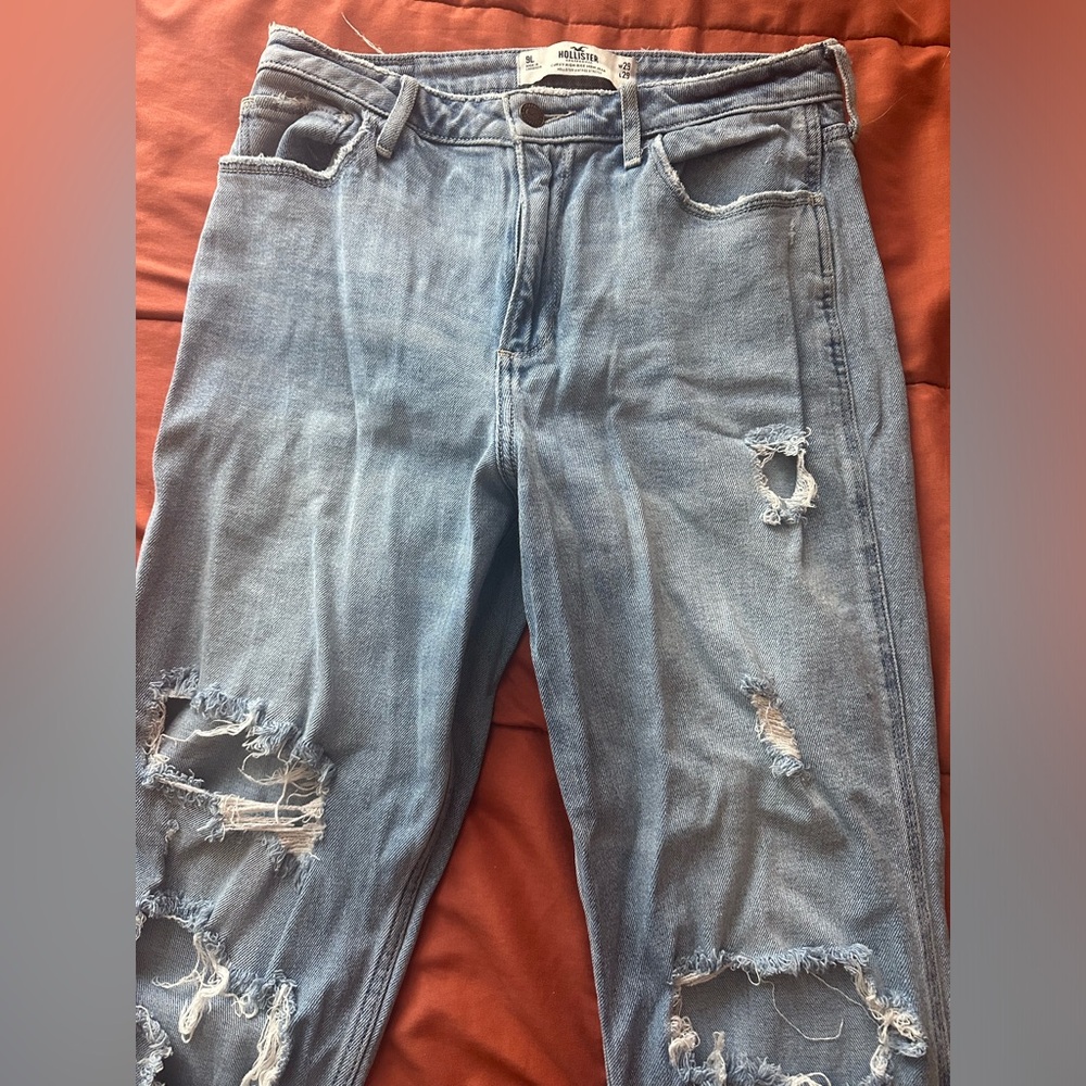 Hollister Light Blue Distressed Curvy Mom Jeans
